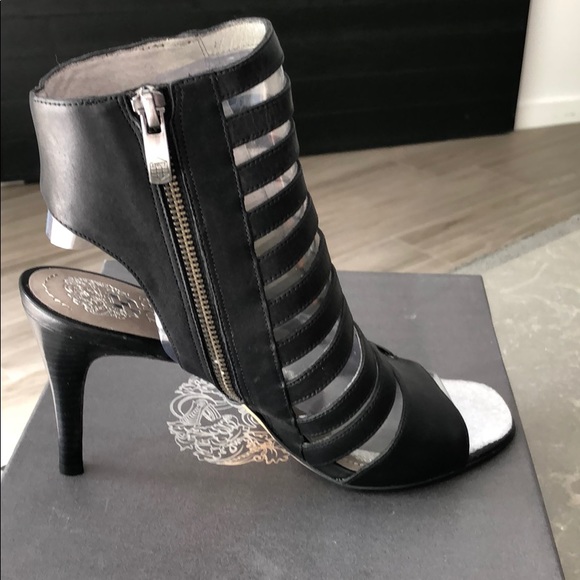 Vince Camuto Heels - Picture 5 of 6